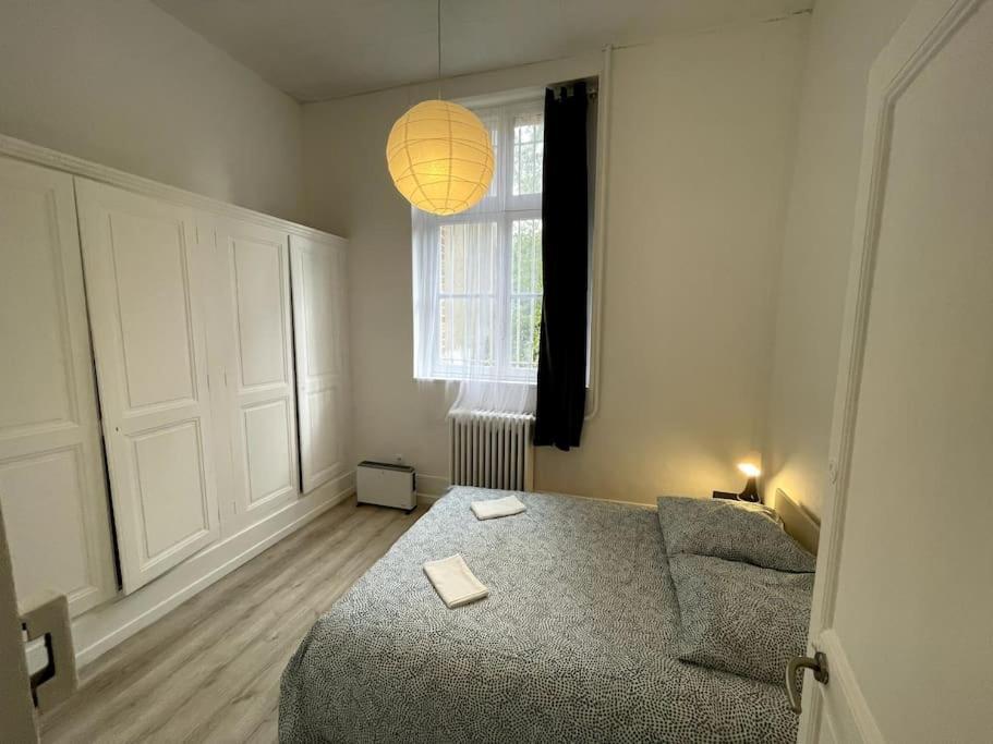 Agreable Maison De Ville Dans La Plus Belle Avenue Orléans Eksteriør billede